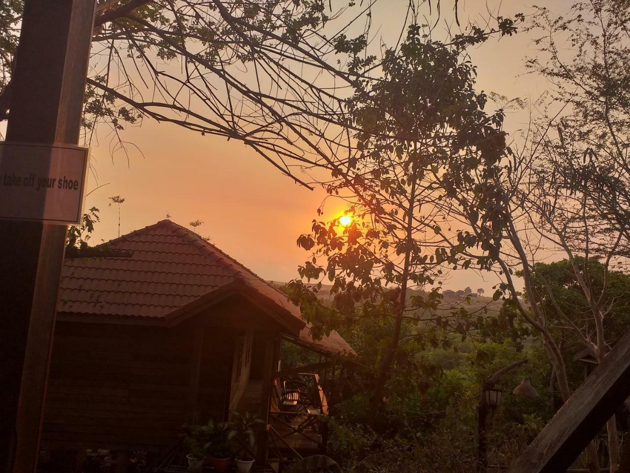 Nature House Eco-Lodge& Trekking Banlung Екстериор снимка
