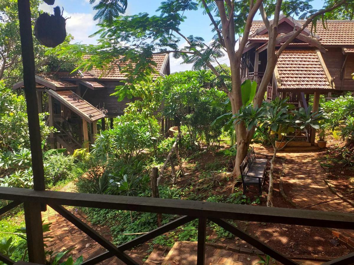 Nature House Eco-Lodge& Trekking Banlung Екстериор снимка