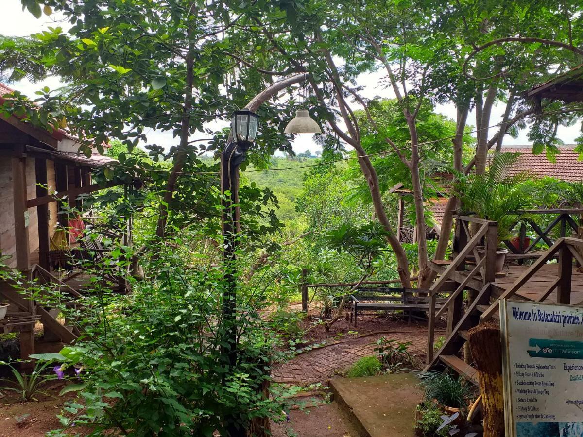 Nature House Eco-Lodge& Trekking Banlung Екстериор снимка