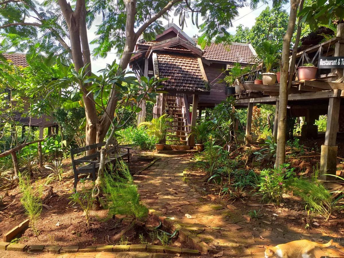Nature House Eco-Lodge& Trekking Banlung Екстериор снимка