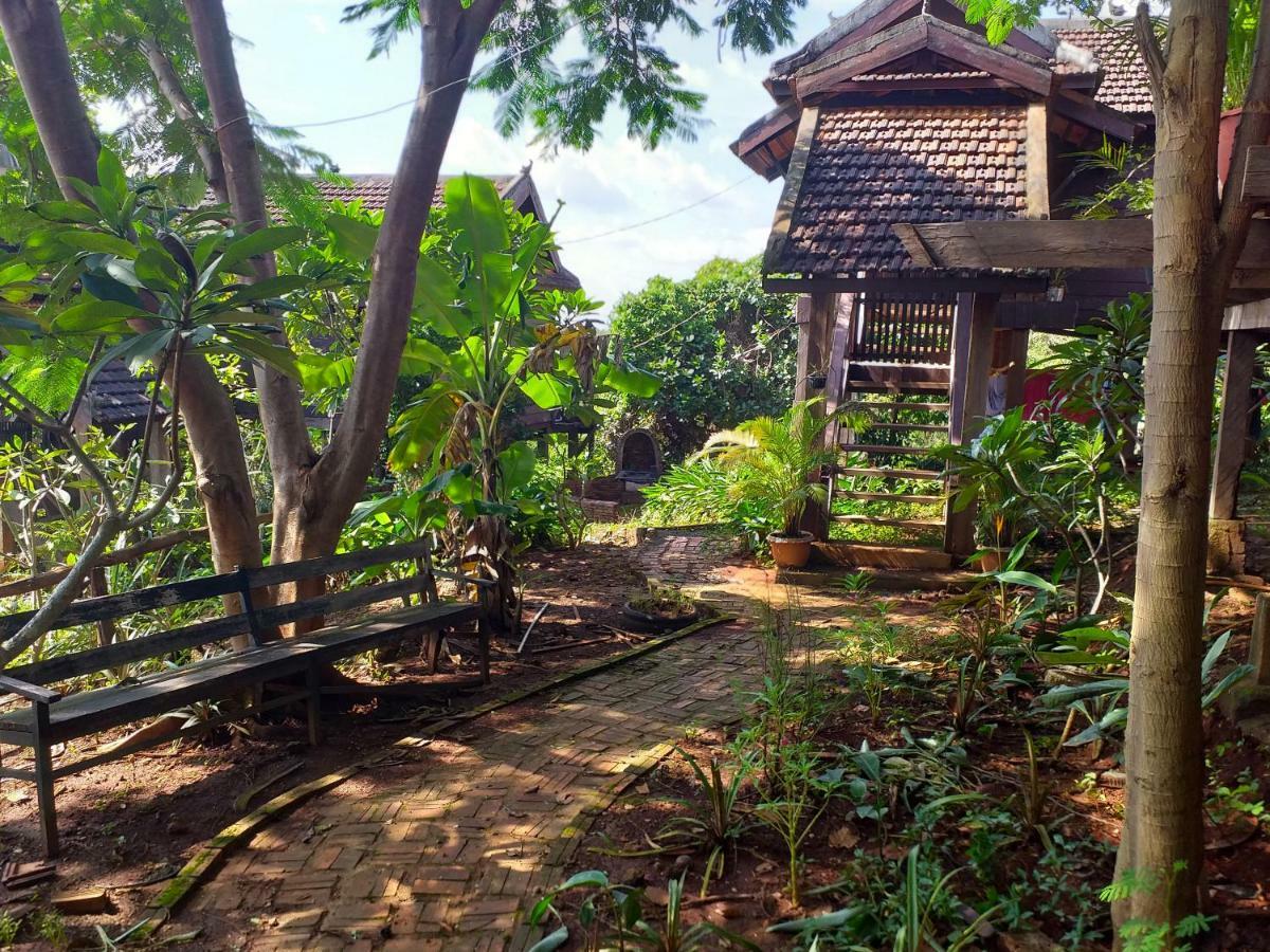Nature House Eco-Lodge& Trekking Banlung Екстериор снимка